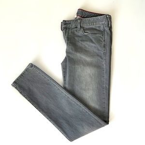 Mid-Rise Gray Wash Skinny Jean
